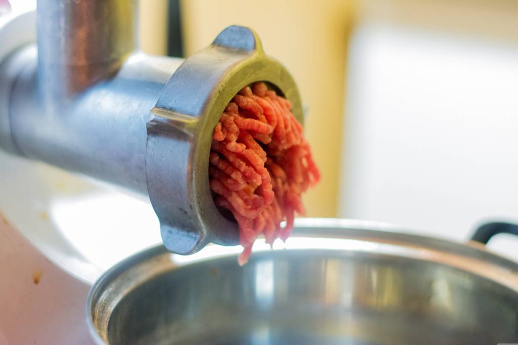 Aprovado novo regulamento técnico de qualidade da carne moída