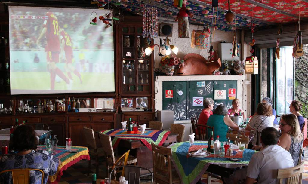 Copa do Mundo deve aumentar movimento em bares e restaurantes