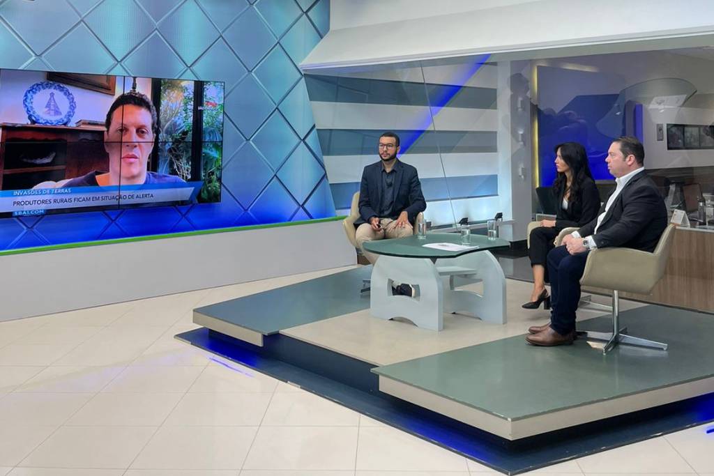 DEBATE: Invasões de terra pelo MST são criminosas 