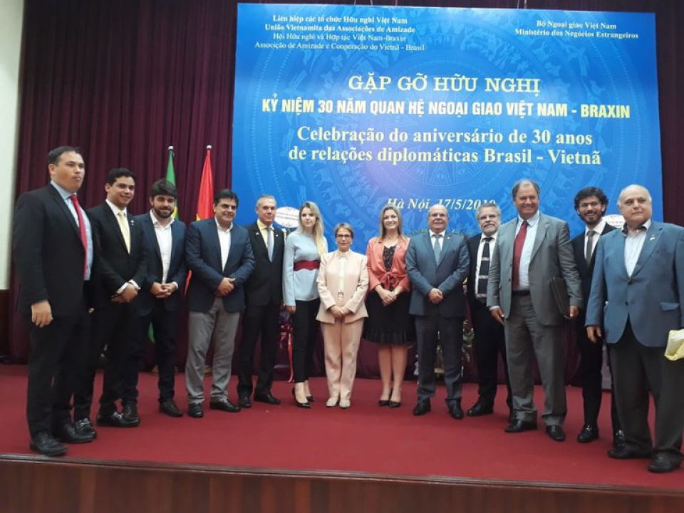 Brasil marca presença em evento de comemoração dos 30 anos de relações diplomáticas com Vietnã