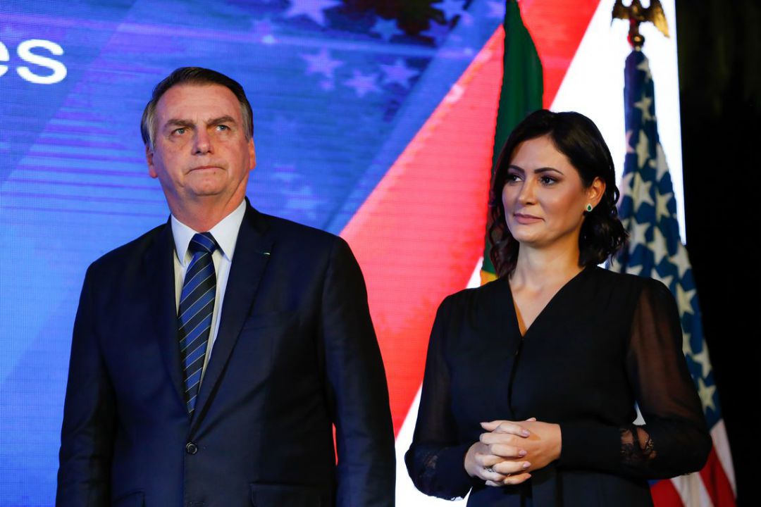 Bolsonaro toma café com integrantes da Frente da Agropecuária
