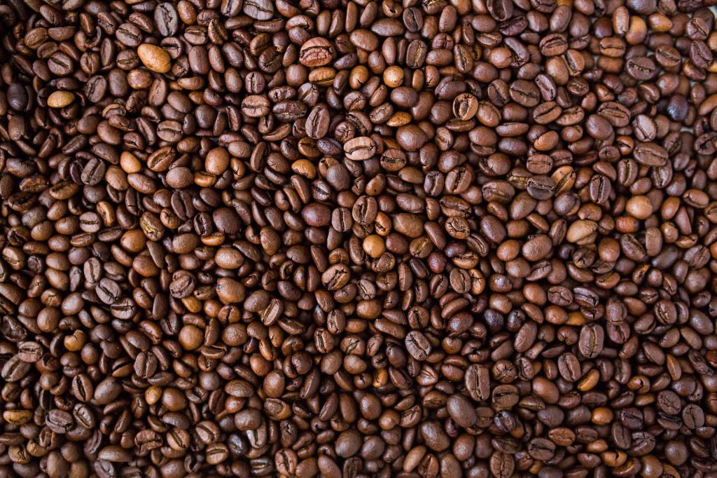 Clima deixa cafeicultores preocupados nas regiões de arábica e robusta