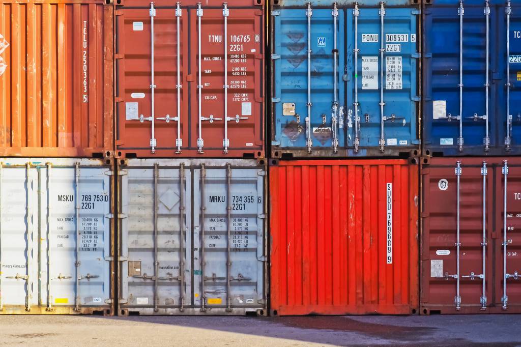 Balança comercial registra déficit de US$ 482 milhões