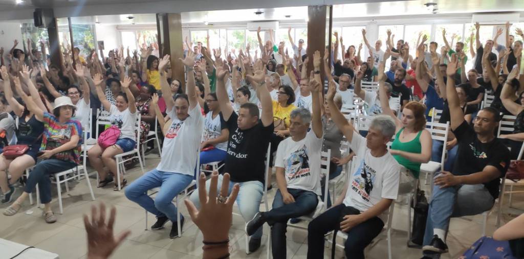 Fiscais agropecuários do RS suspendem greve