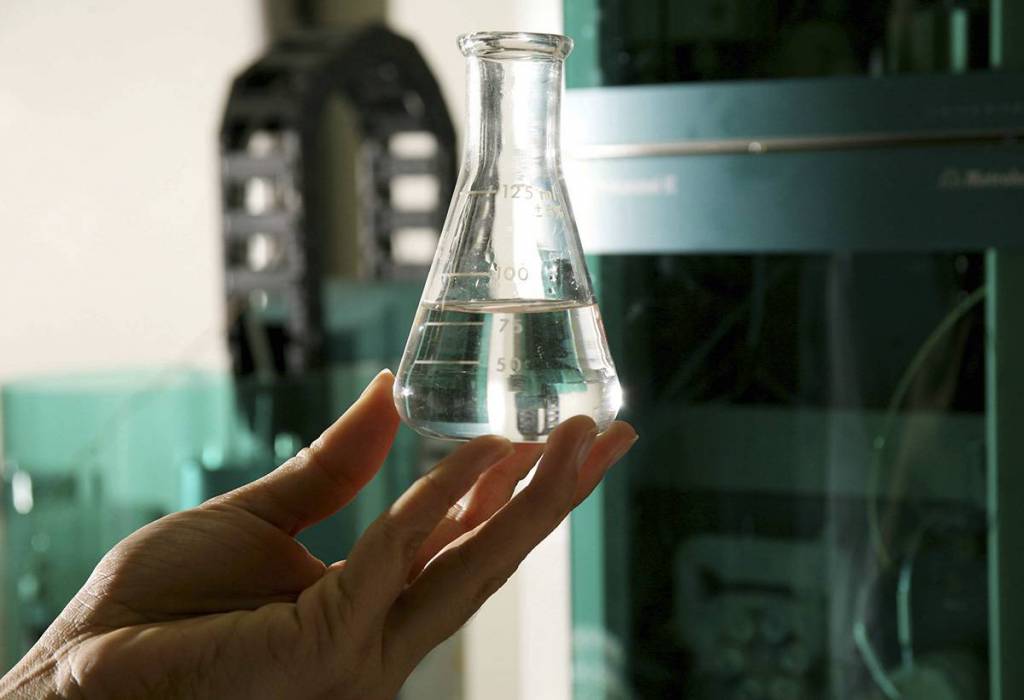 Brasil tem recorde de produção de etanol antes do fim da safra