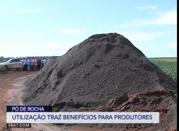 Utilização do pó de rocha traz benefícios para produtores