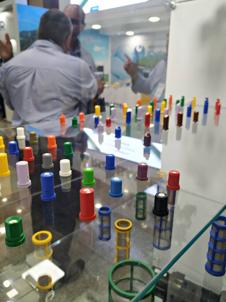 Utilizar bicos de qualidade nos pulverizadores aumenta eficiência do produto, diz engenheiro agrônomo