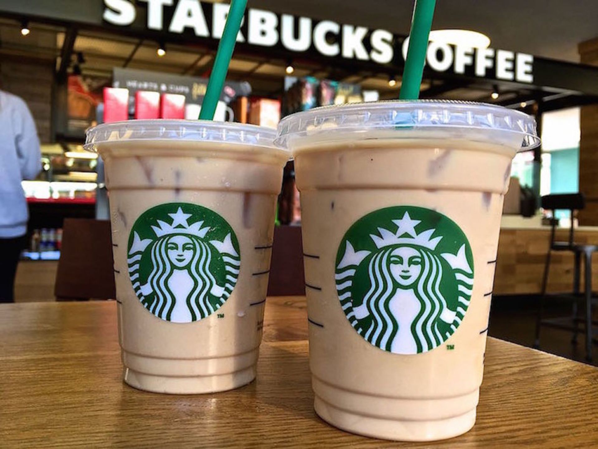 Lucro da Starbucks soma US$ 660,1 mi no 2º trimestre fiscal e cresce 1,12% 