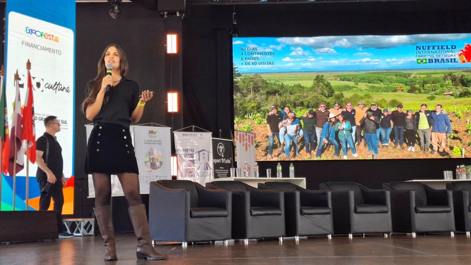 Painéis destacam inovação, comunicação e sustentabilidade na cadeia do leite