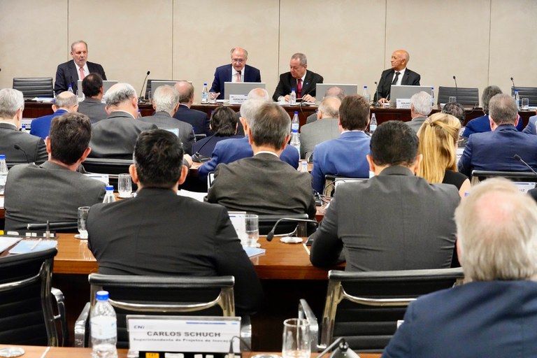 Alckmin destaca avanços nas negociações com os EUA e ressalta parceria com a indústria