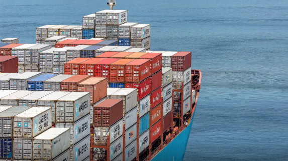 Exportações brasileiras batem recorde em outubro, apesar de tarifaço