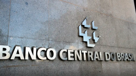 Mercado financeiro reduz projeção de inflação para 5,17% em 2025