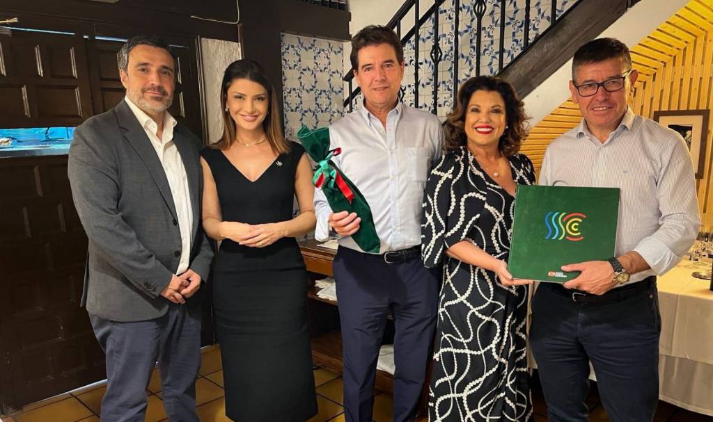 Empresa espanhola do agroalimentar anuncia investimento bilionário em Santa Catarina