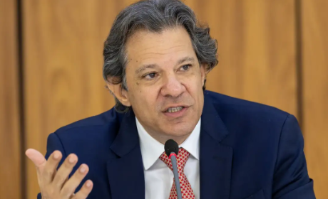 Iremos apresentar esta semana a Lula alternativas que nós temos sobre tarifas, diz Haddad