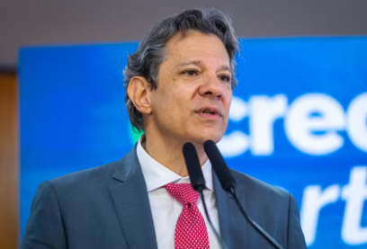 Tarifaço: Lula vai anunciar na 4ª (13) plano de socorro a empresas afetadas, diz Haddad