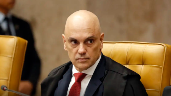 STF: Alexandre de Moraes decide validar decreto do IOF