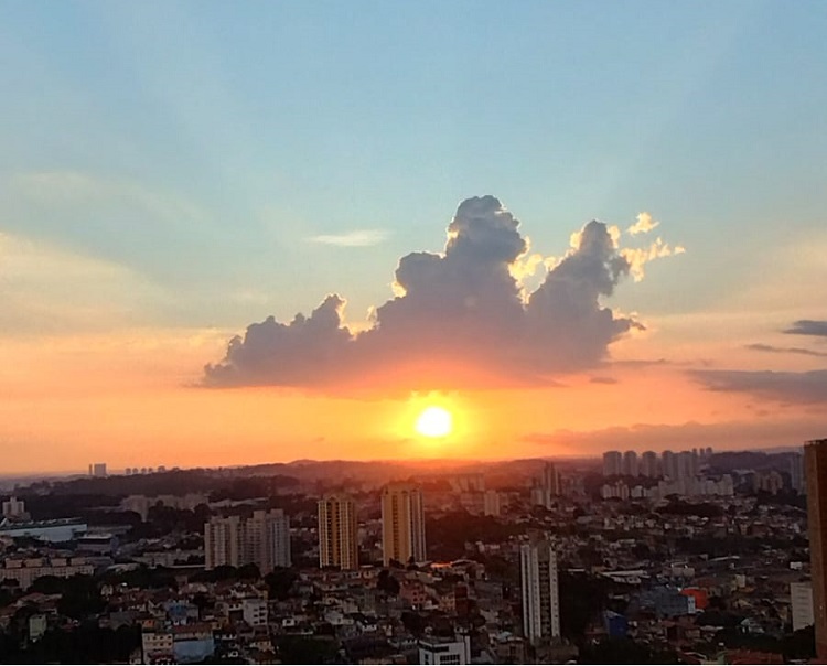 Virada do tempo em São Paulo: chuva e frio
