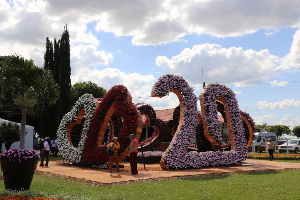 Tecnoshow COMIGO investe R$ 100 mil em paisagismo e terá 80 mil mudas de flores e plantas variadas