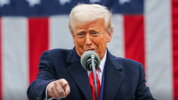 Trump demanda imediato corte de juros em mais uma publicação crítica ao Fed