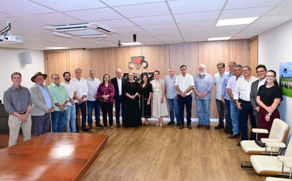 ABCZ diploma Diretoria eleita para o triênio 2026-2028