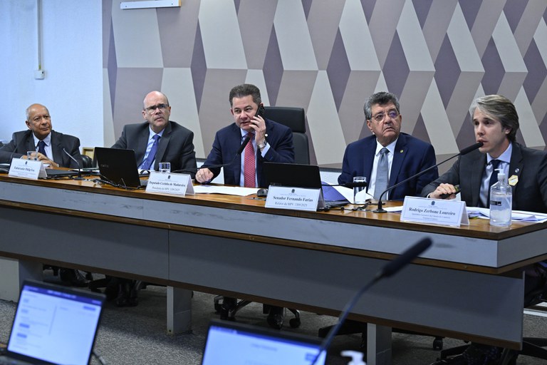 Em debate sobre Brasil Soberano, secretário da Camex destaca fortalecimento do crédito à exportação