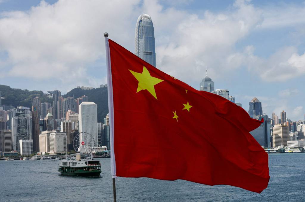 China enfatiza oposição à imposição 'abusiva' de tarifas pelos EUA à véspera de negociações