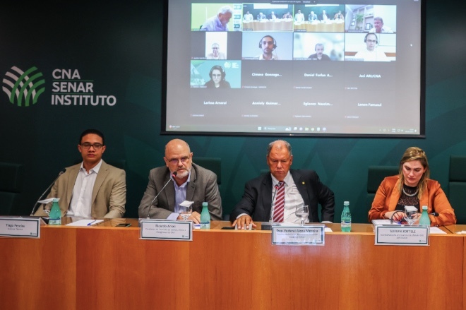 Reunião da CNA debate a mistura do biodiesel no diesel fóssil