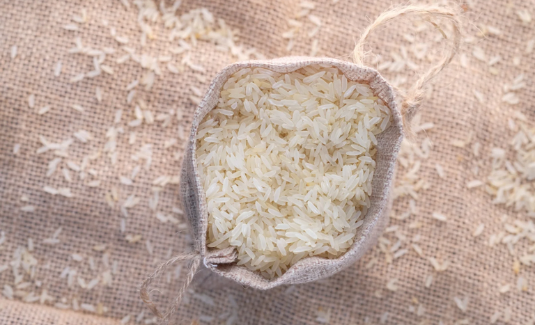 Governo Federal autoriza compra de até 300 mil toneladas de arroz beneficiado importado
