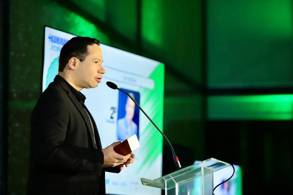 Fabiano Reis ganha o segundo lugar no prêmio 'Os +Admirados da Imprensa do Agronegócio'