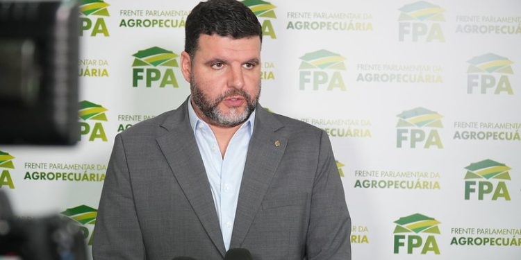 Quebra da safra de grãos é assunto de reunião na FPA