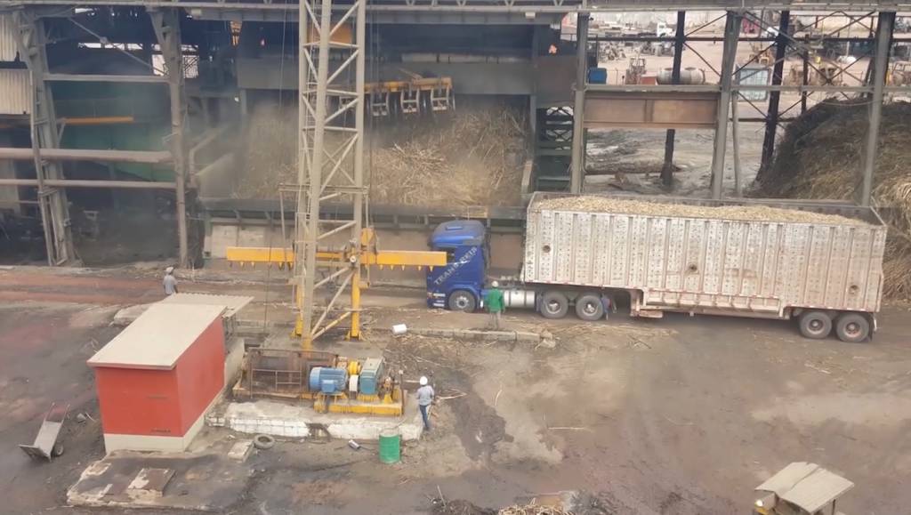 Moagem de cana-de-açúcar atinge 18,76 milhões de toneladas na primeira quinzena de novembro