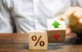 Selic no fim de 2025 sobe de 14,75% para 15,00%, projeta Focus