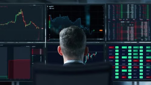 IPCA-15 surpreende para baixo e faz taxas de juros futuros despencarem no Brasil