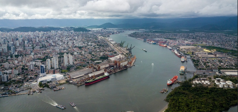  Túnel Santos-Guarujá transforma travessia histórica em novo eixo de mobilidade no país