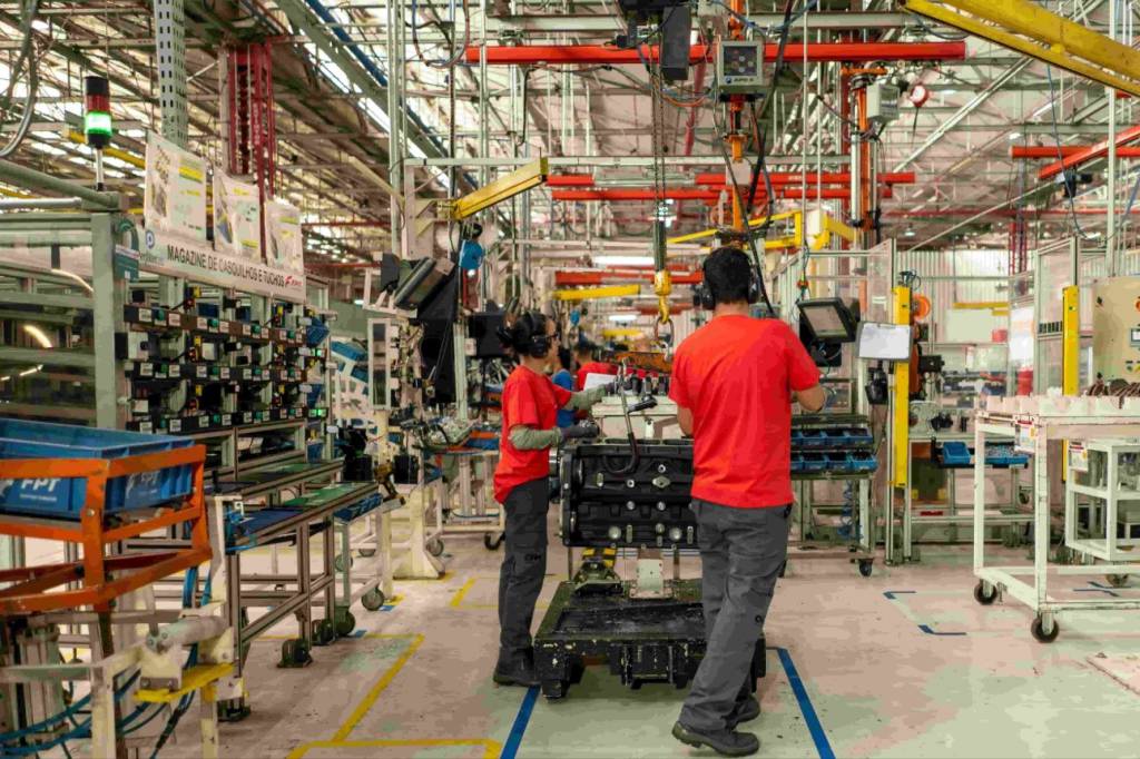Produção industrial cai em 9 dos 15 locais pesquisados pelo IBGE em maio ante abril