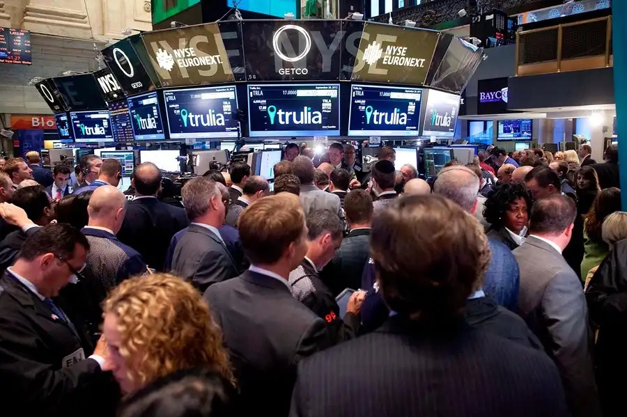 Bolsas da Europa recuam majoritariamente com sinal do Fed, mas acordo EUA-Irã limita perdas