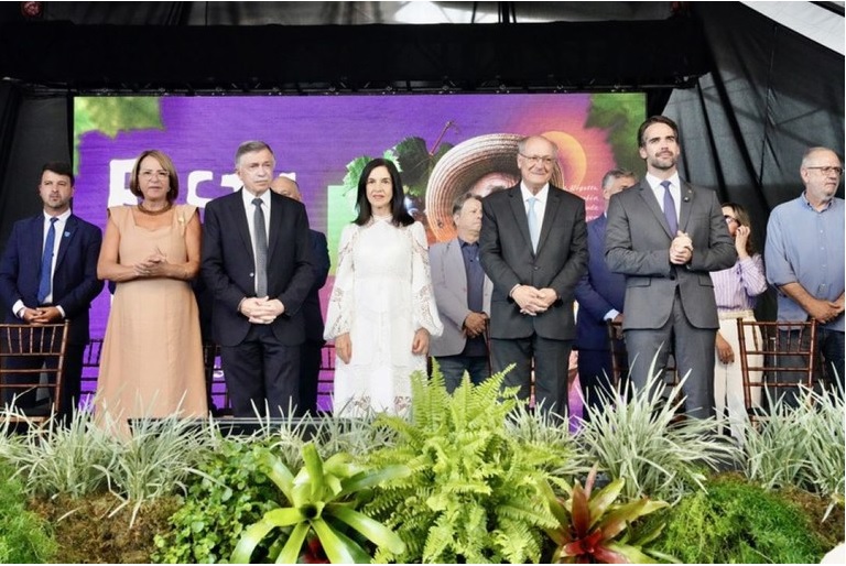 Alckmin anuncia regulamentação de salvaguardas para fortalecer proteção à produção brasileira em acordos comerciais