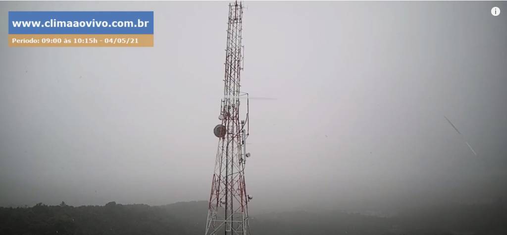 Câmera ao Vivo registra avanço de chuva em Aracaju (SE) na manhã de hoje