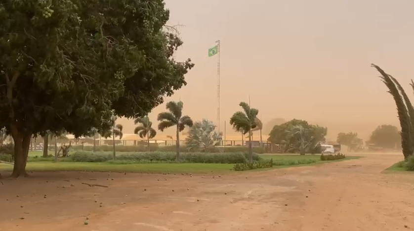Interior de São Paulo tem nova tempestade de areia; MS registra granizo