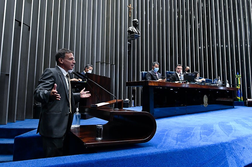 PEC de R$ 44 bilhões abre caminho para novo auxílio emergencial