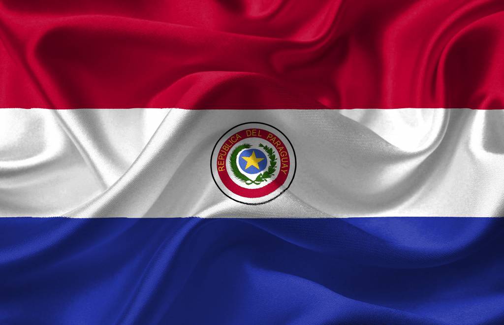 Brasil e Paraguai reabrem parcialmente suas fronteiras para comércio