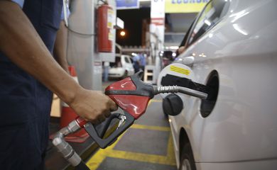 Petrobras reajusta preços do diesel, gasolina e gás de cozinha